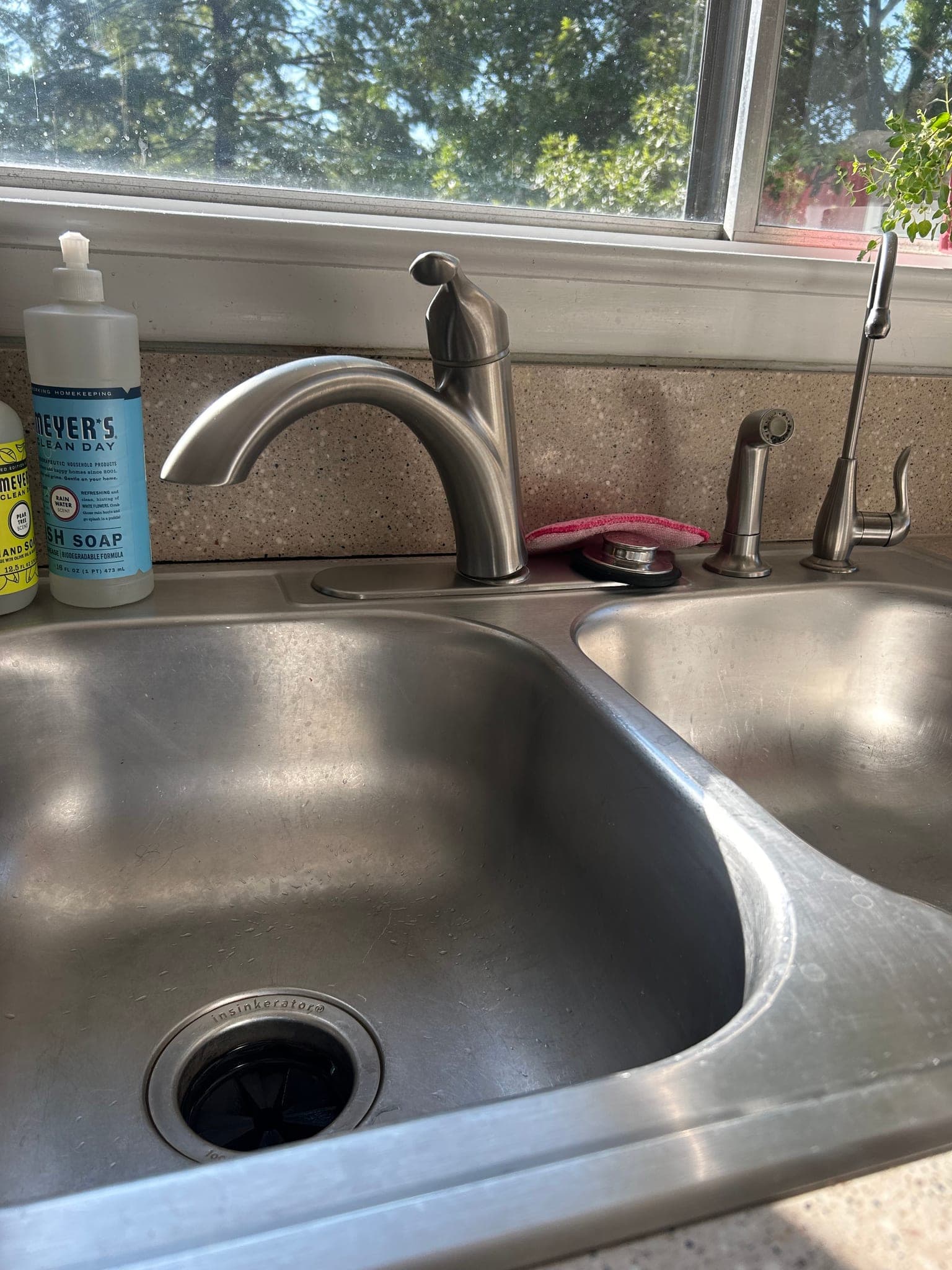 Kitchen Faucet Replacement in Dallas, TX