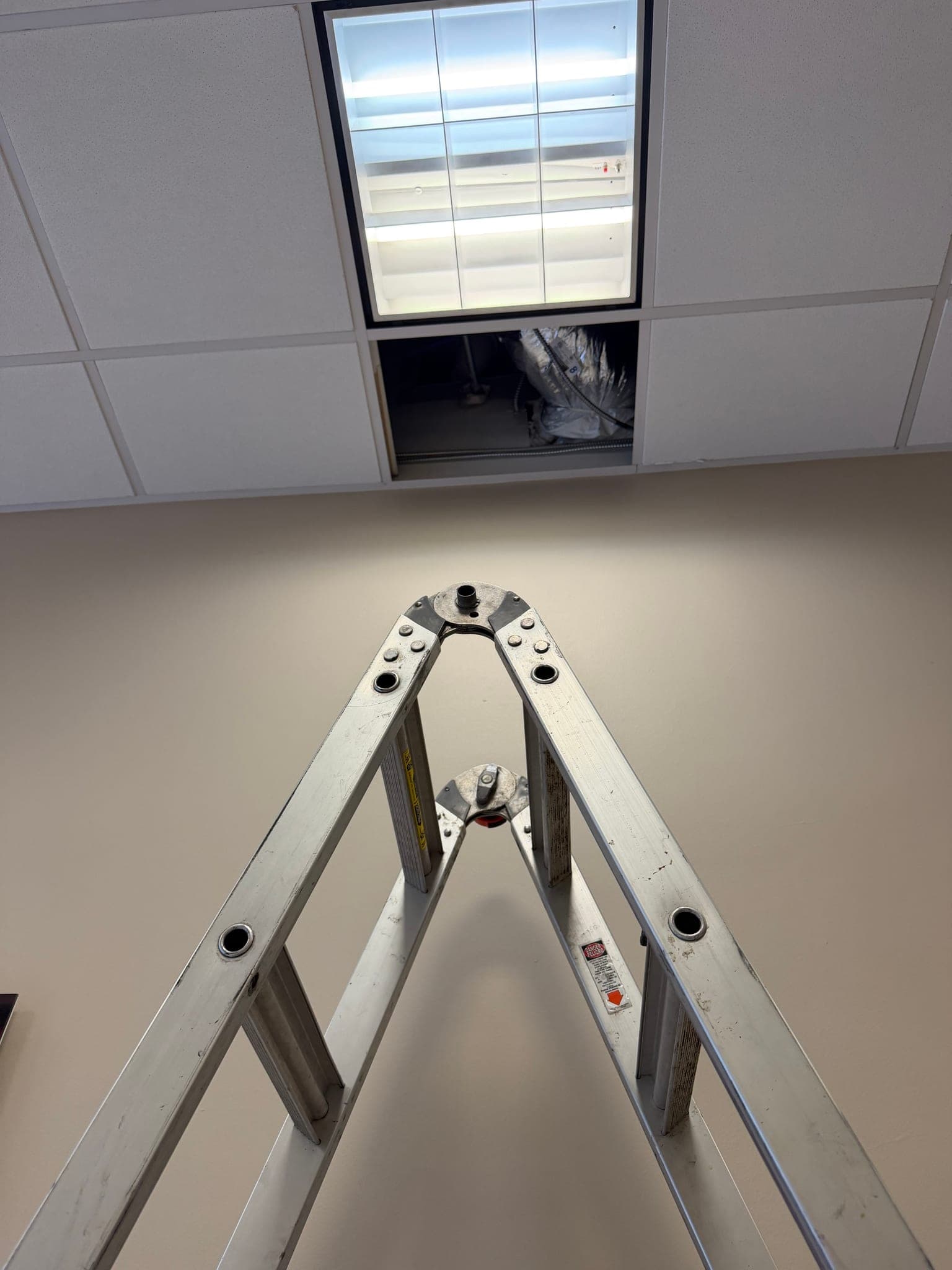 Ceiling Leak Investigation from Toilet Stack in Rowlett, TX